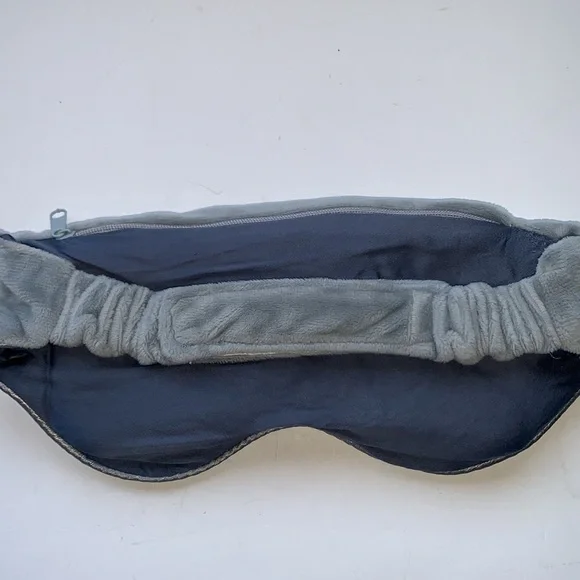 Weighted Eye & Sleep Mask + Bonus - Picture 3 of 6